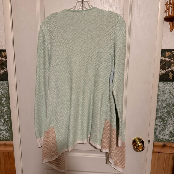 🌸 Together Classics cardigan - Picture 3 of 4